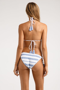 SBSW346_DESERT_MUSE_ICE_BLUE_WHITE_CROCHET_STRING_BIKINI05.thumb.jpg.436ede7e0987146c8b893aeec2123a0f.jpg