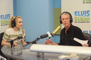 Sabrina_Carpenter-843329136.jpg