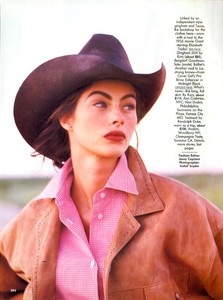 Snyder_Vogue_US_January_1991_01.thumb.jpg.7d1bf26a9ed662f08ee2182b2dd85850.jpg