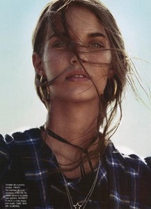 Telva-Magazine-October-2017-Gara-Arias-by-Jonathan-Segade-9.thumb.jpg.e6c1dad516044e0fb584d5fd79f599cd.jpg
