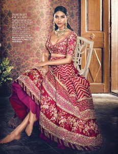 Vogue_India_September_2017-11.jpg