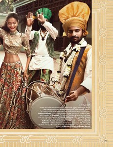 Vogue_India_September_2017-14.jpg