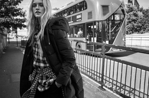 Zara-Plaid-Checkers-Lookbook-2017-14509.thumb.jpg.746b2e96e6a14e885a892b8609075644.jpg