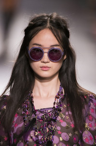 anna-sui-clpi-rs18-0155.thumb.jpg.ad72e584e0c1c1dafbdc1bba57d6692d.jpg