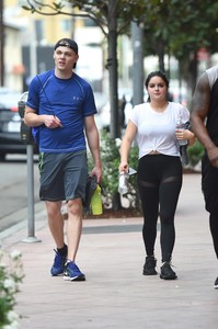 ariel-winter-going-to-the-gym-in-la-91417-1.jpg