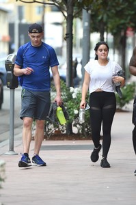 ariel-winter-going-to-the-gym-in-la-91417-17.jpg