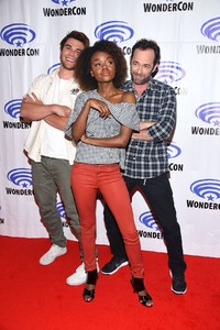 ashleigh-murray-at-riverdale-press-room-at-wondercon-in-anaheim-03-31-2017-_6.thumb.jpg.f8819c1f2cde868d81e62bb1263ce366.jpg