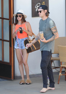 ashley-tisdale-bacara-resort-amp-spa-in-santa-barbara-september-9-32-pics-22.jpg