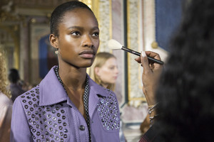 bottega-veneta-bks-m-rs18-8548.thumb.jpg.4cc9317a7228354ecd920c30f3dccb48.jpg