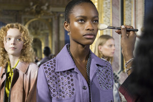 bottega-veneta-bks-m-rs18-8551.thumb.jpg.a044463448687e0a05bf54b3d00bde29.jpg