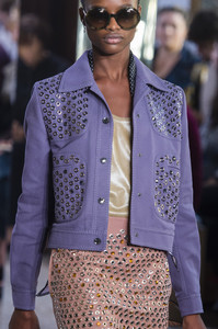 bottega-veneta-clp-rs18-7052.thumb.jpg.0f1eb737f093c49e3ba6035044be8941.jpg