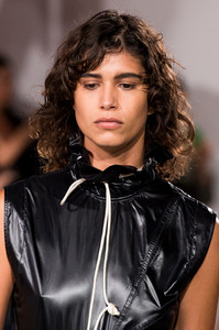 calvin-klein-clp-rs18-7777.thumb.jpg.480325c2987638bc0ede361d98af7eeb.jpg