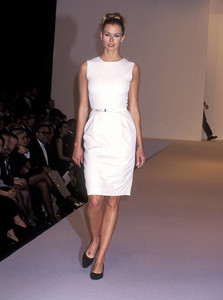 calvin-klein-fw-1995-2.thumb.jpg.55eb4562e58eb775fdc536ece97d9568.jpg