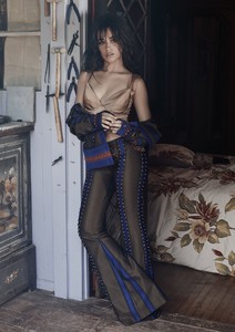 camila-cabello-wonderland-magazine-2017-3.thumb.jpg.0b5df607f5e5a4608a4020841c729eb8.jpg