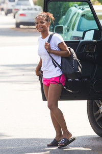 christina-milian-in-pink-shorts-out-in-studio-city-9817-10.jpg