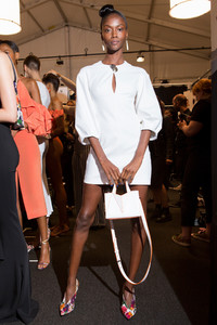 cushnie-et-ochs-bks-i-rs18-2214.thumb.jpg.42e702df57033f64a8e9acad0447514a.jpg