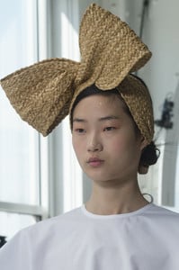 delpozo-clp-rs18-0159.thumb.jpg.b5232618a56b3606e585d4ba168e0f30.jpg