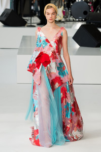 delpozo-rs18-0356.thumb.jpg.5407fa2e1447cd5260582f97af16033e.jpg