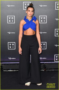 dua-lipa-hits-the-stage-to-perform-at-voxi-launch-party-in-london-01.jpg