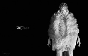 edie_alexander_mcqueen_aw13_6.thumb.jpeg.9457b7d0c4a4da5871d7f3e64e8f8857.jpeg
