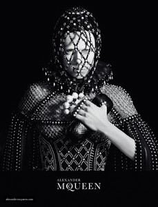 edie_alexander_mcqueen_aw13_8.thumb.jpeg.cf981a1ce5b30094b28edee11d768e3b.jpeg