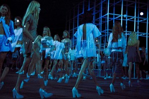 edie_alexander_wang_ss14_dazed_2.thumb.JPG.3e635101fc53517ea2a7ad8a4439692a.JPG