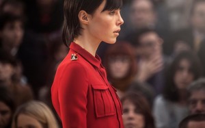 edie_burberry_aw13_4.thumb.jpeg.16ca103bfb274f013fa65bcbf29d3090.jpeg