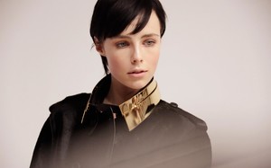 edie_burberry_aw13_4.thumb.jpeg.96da2cc5ee644dbcce98997b59380978.jpeg