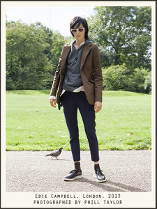 edie_burberry_ss14_phill_taylor_2.thumb.jpeg.d5b6fd17190de470ccd6fc224d4c74ee.jpeg