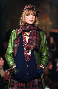 edie_chanel_edinburg_2013.thumb.jpeg.aaa23ca31b98ea050f77a15c59c222ab.jpeg