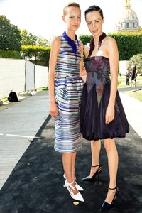 edie_christian_dior_ss14_vogue_3.thumb.JPG.1a65cc04c767c6fa60bcaa7f06d66fb2.JPG