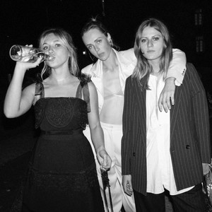 edie_happy_birthday_25sep17_christabitch.thumb.jpg.dbf2f27d8ede09d178dfc2358e6693e3.jpg