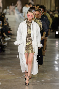 edie_kenzo_ss17_3.thumb.jpg.c38d2ea9c1afc6e8c16189f3f13ae2a5.jpg