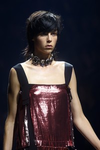 edie_lanvin_ss14_vogue_3.thumb.JPG.e4707c0391e79d33d75c7bf50fc47897.JPG