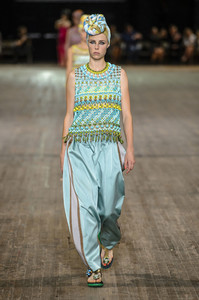 edie_marc_jacobs_ss18_nymag_1.jpg