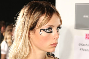 edie_matty_bovan_ss18_oliviaerin5_1.jpg