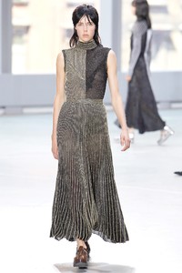 edie_proenza_schouler_ss14_vogue_1.thumb.JPG.65df2f4d80c6c3dc634c0e6645b5f482.JPG