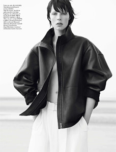 edie_vogue_paris_nov13_thefashionography.jpg