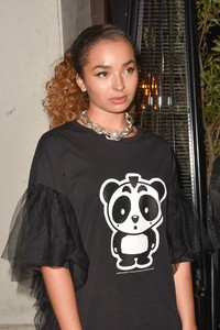 ella-eyre-londunn-x-missguided-collection-launch-party-in-london-09-16-2017-6.jpg