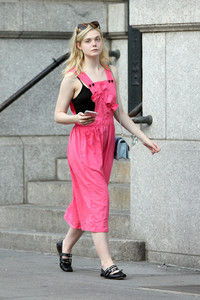 elle_fanning_003.jpg