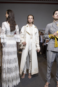 etro-bks-m-rs18-7080.thumb.jpg.155f084f82b8fba3a4405b180a3c5ebf.jpg