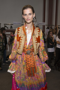 etro-bks-v-rs18-5348.thumb.jpg.2346ff0e203b05ca9c7f933e55d33ae3.jpg