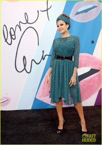 eva-mendes-makes-rare-public-appearance-to-promote-fashion-line-01.jpg