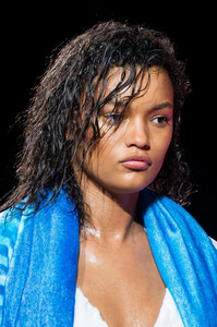 fenty-puma-clp-rs18-2814.thumb.jpg.adf1bc5606971df061f7e548f6400b59.jpg