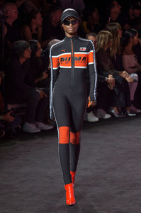 fenty-puma-rs18-5372.thumb.jpg.c30b0ee371abbf50699e92982e3b0e94.jpg