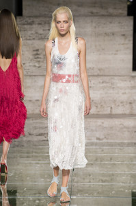 ferragamo-rs18-3056.thumb.jpg.d315c21b897628769e6cb29bb5a27f7e.jpg