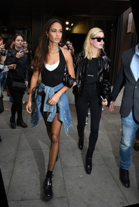 hailey-baldwin-amp-joan-smalls-leaving-the-topshop-fashion-show-in-london-91717-13.jpg