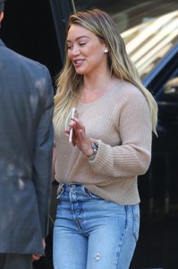 hilary-duff-out-in-la-9917-24.jpg