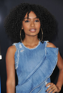 hqcelebcorner-Mireille-Yara-Shahidi-007.jpg