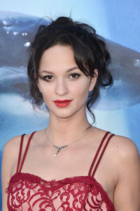 hqcelebcorner_85.jpg